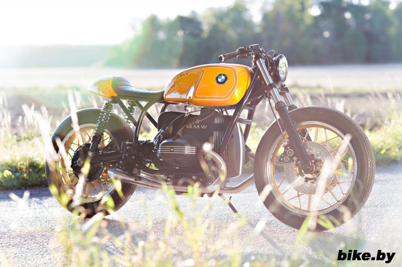 Unique Custom Cycles:   BMW R100RT