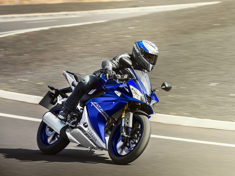 Yamaha   YZF-R1M      