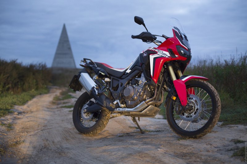    . Honda Africa Twin 2016