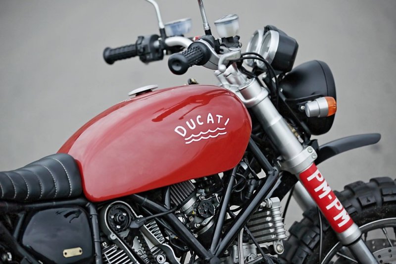 2 Loud Custom Shop:  Ducati GT1000